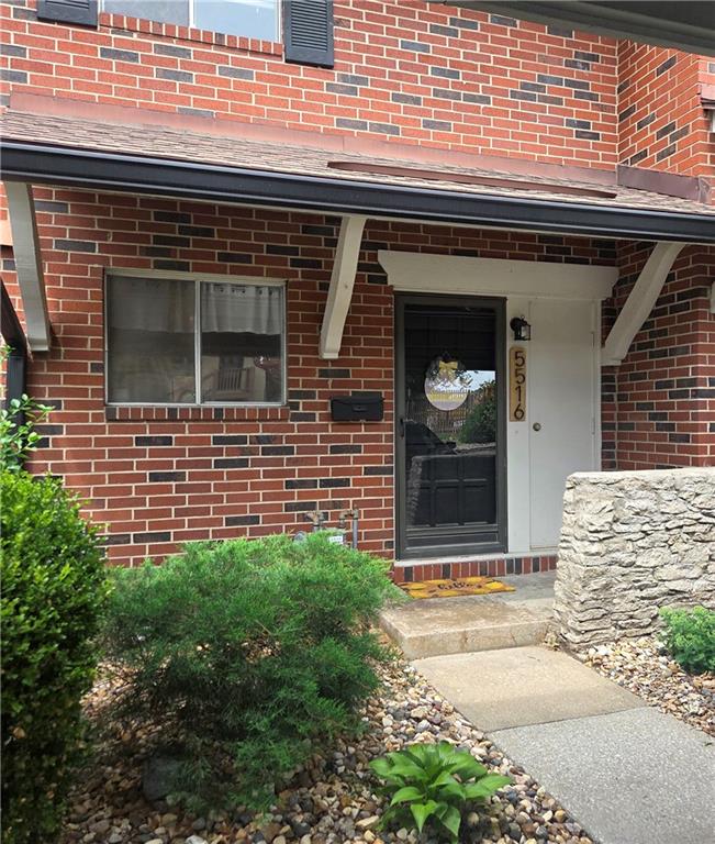 2nd image of 5516 97th St W, Overland Park, KS 66207 | MLS# 2626119