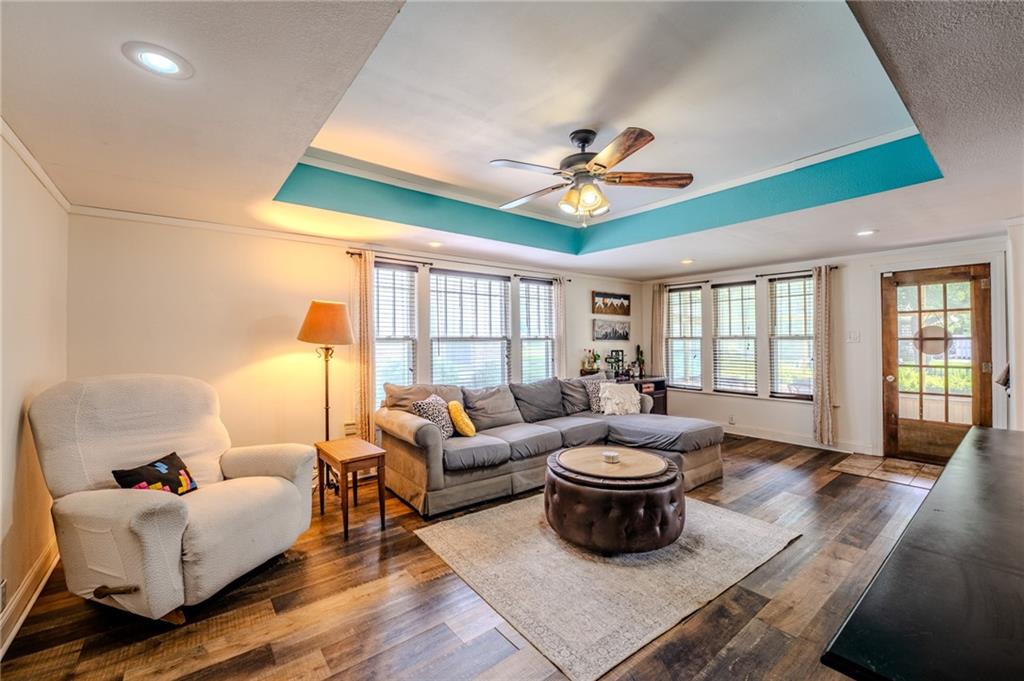 Homes for sale in Chanute, KS | 615 S Lafayette Ave, Chanute, KS 66720 | MLS# 2626145