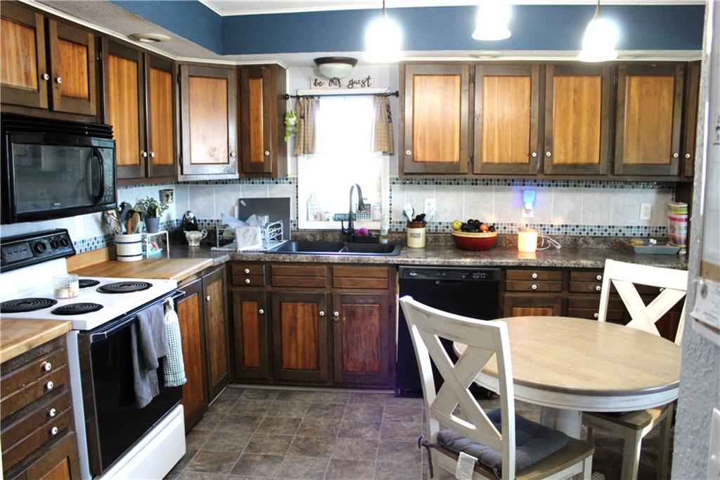Homes for sale in Cameron, MO | 112 W Prospect St, Cameron, MO 64429 | MLS# 2626154