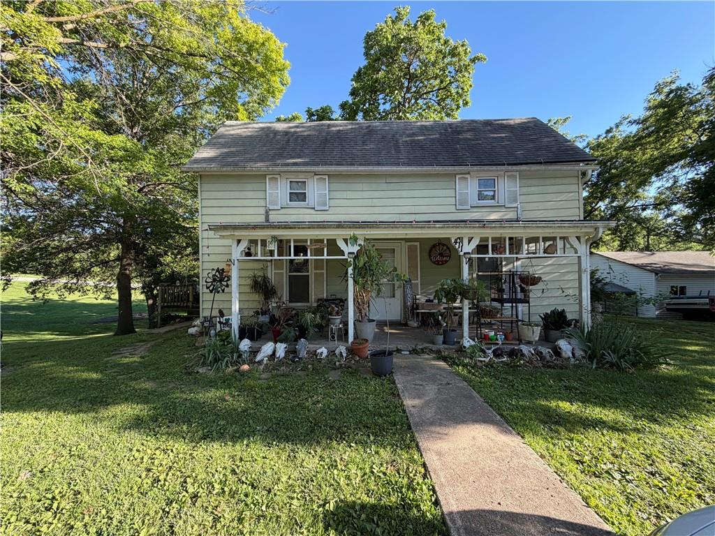 1st image of 411 E 2nd St, Dearborn, MO 64439 | MLS# 2626461