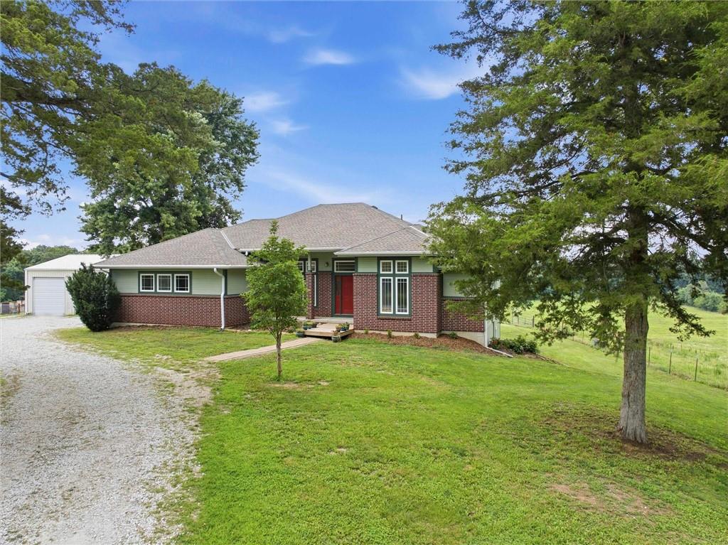 Homes for sale in Linwood, KS | 21734 Loring Rd, Linwood, KS 66052 | MLS# 2626552