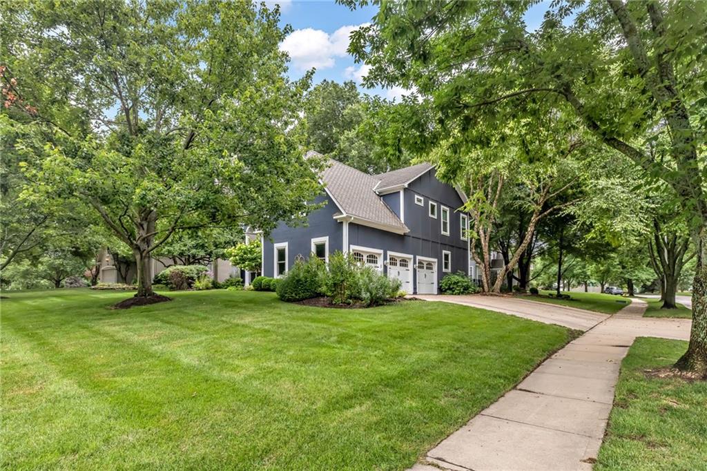 2nd image of 13117 El Monte St, Leawood, KS 66209 | MLS# 2626597