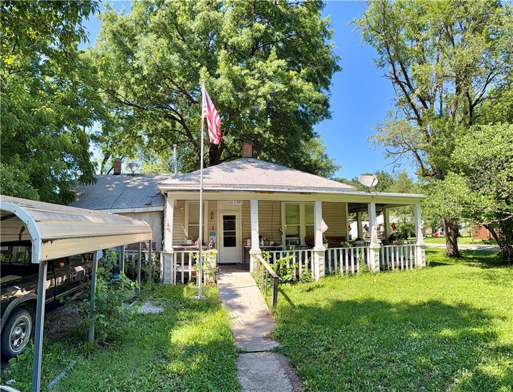 Homes for sale in Le Roy, KS | 126 W 9th St, Le Roy, KS 66857 | MLS# 2626601
