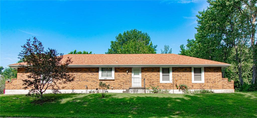 1st image of 1500 N Aztec Ave, Independence, MO 64056 | MLS# 2626638