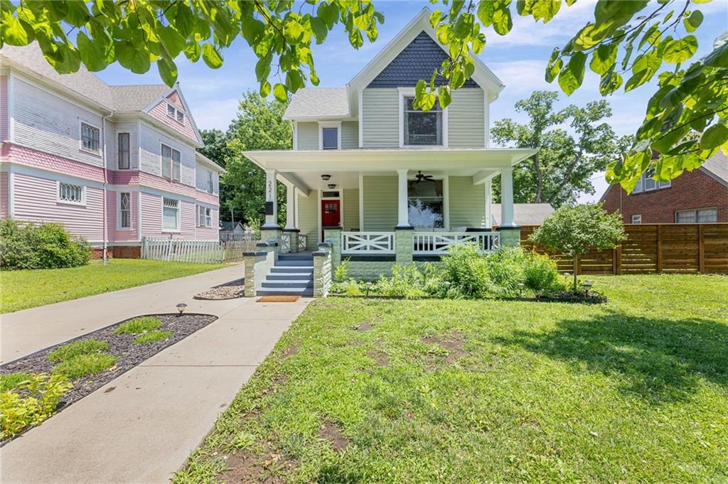 1st image of 221 S Colborn St, Iola, KS 66749 | MLS# 2626789