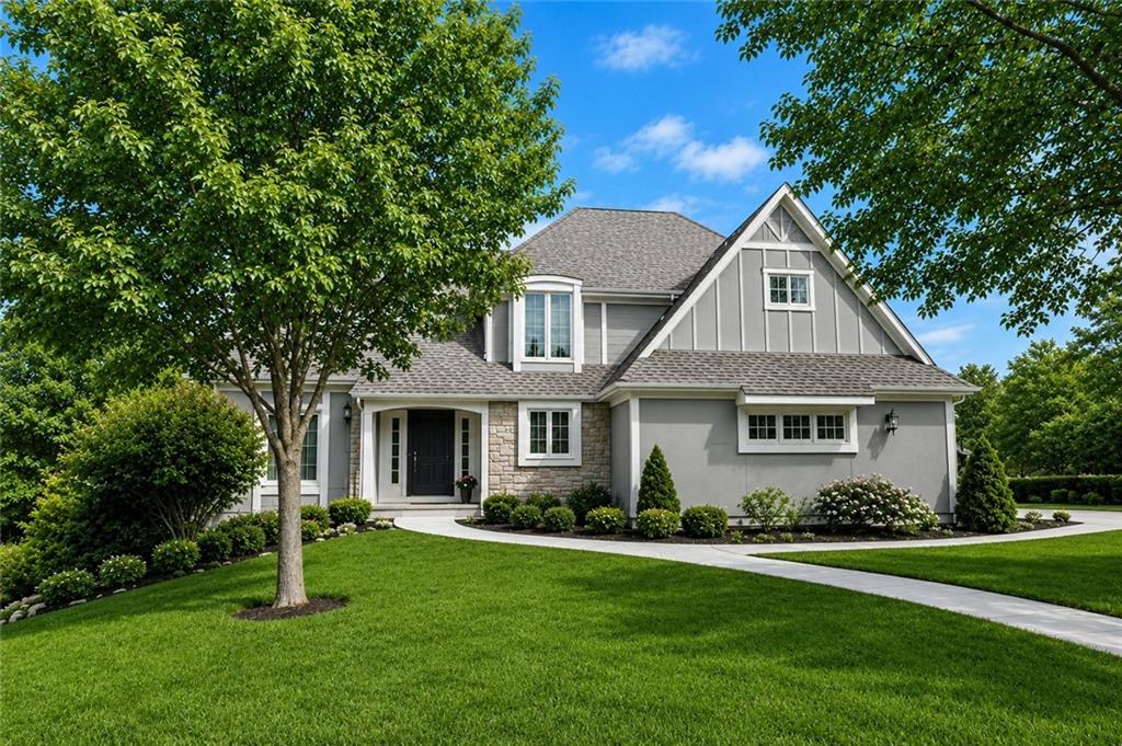 Homes for sale in Leawood, KS | 12701 Fontana St, Leawood, KS 66209 | MLS# 2627005