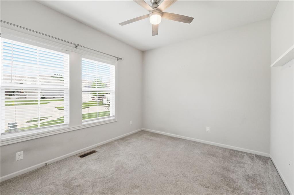 4th image of 1401 Rylee Ct, Raymore, MO 64083 | MLS# 2627076