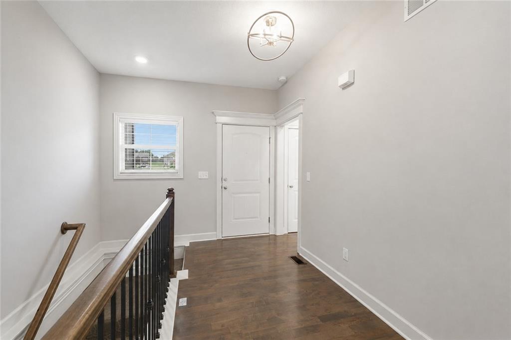 3rd image of 1401 Rylee Ct, Raymore, MO 64083 | MLS# 2627076