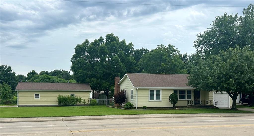 Homes for sale in Parsons, KS | 3004 Southern Blvd, Parsons, KS 67357 | MLS# 2627211
