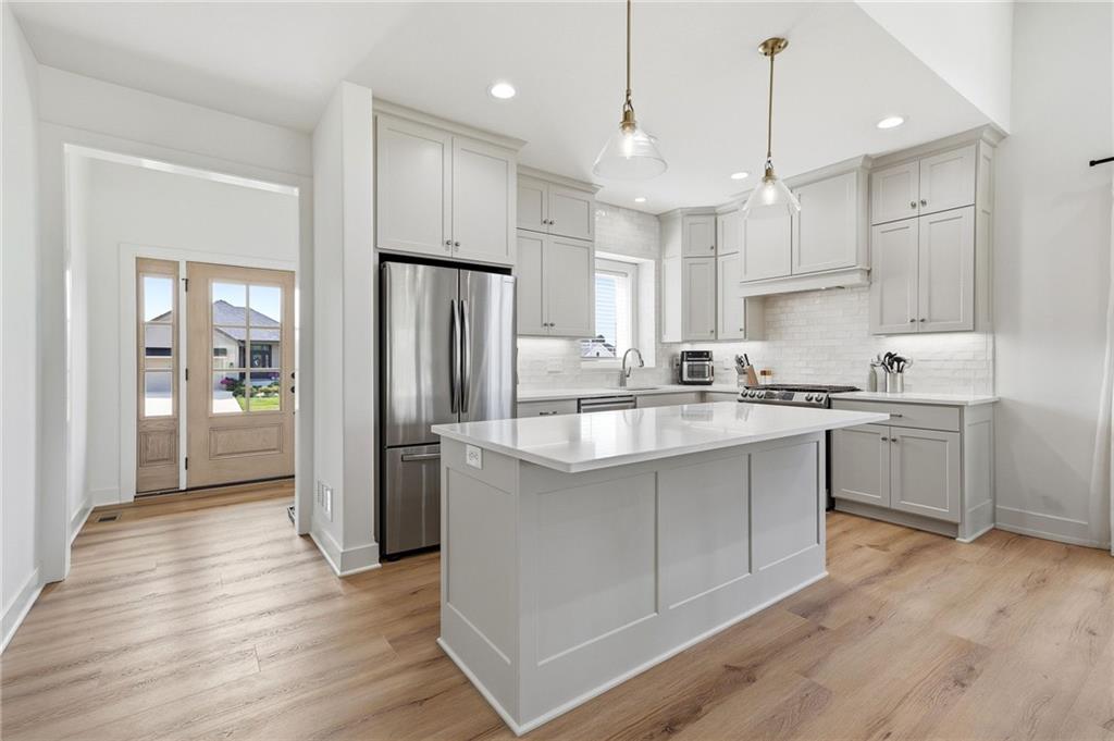 4th image of 11229 Brome Dr, Liberty, MO 64068 | MLS# 2627223