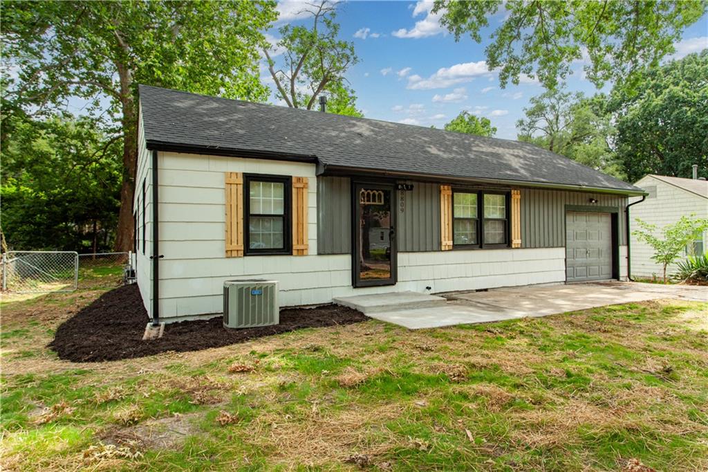 4th image of 8809 E 71St Ter, Raytown, MO 64133 | MLS# 2627229