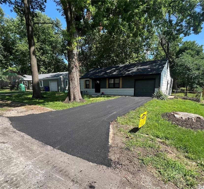 3rd image of 8809 E 71St Ter, Raytown, MO 64133 | MLS# 2627229