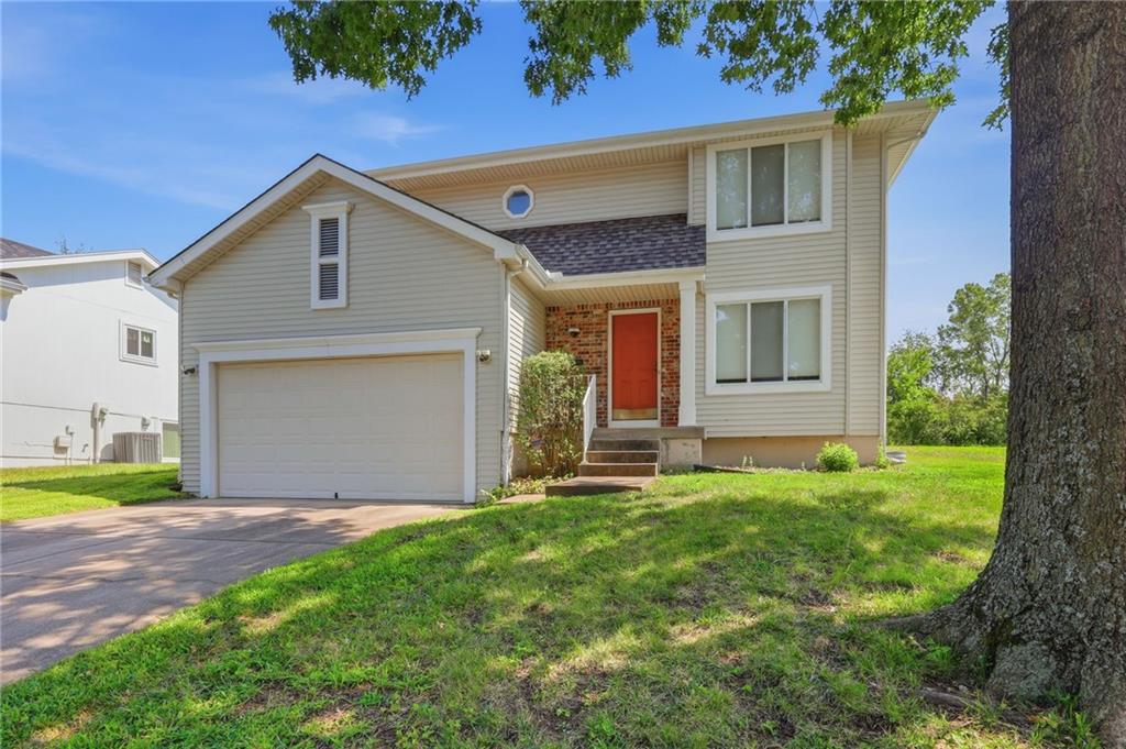 2nd image of 907 N 92nd St, Kansas City, KS 66112 | MLS# 2627265