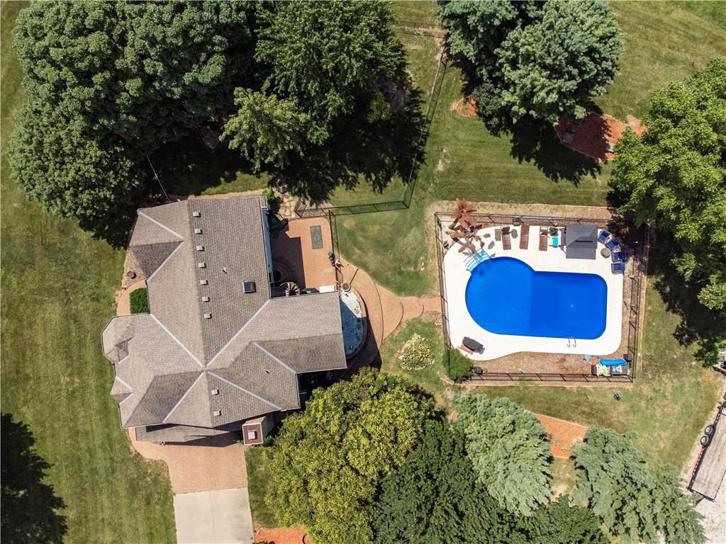 2nd image of 1090 Ne Blackwell Rd, Lees Summit, MO 64086 | MLS# 2627308
