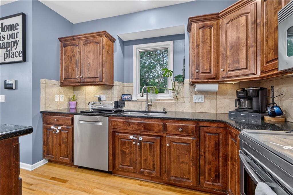 2nd image of 11020 Augusta Dr, Kansas City, KS 66109 | MLS# 2627374