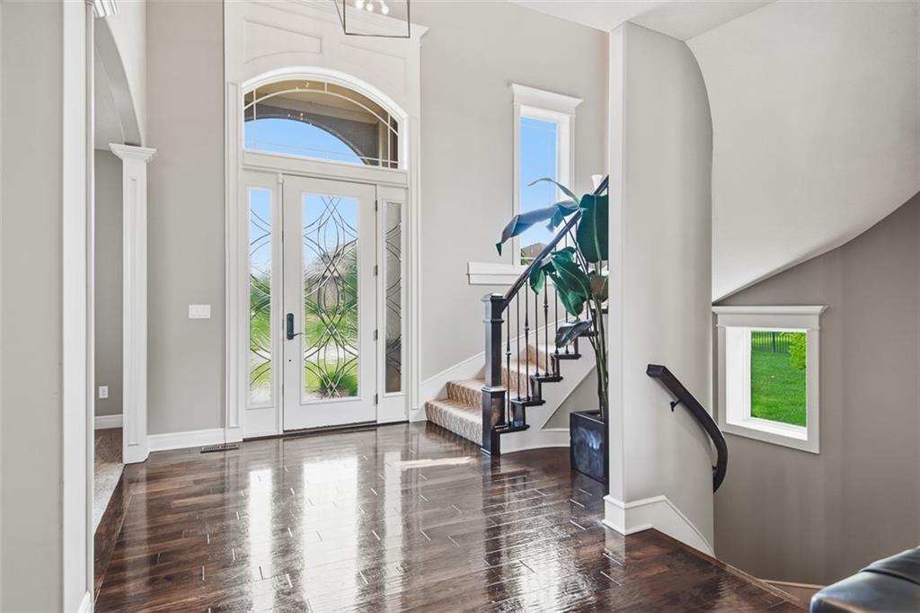4th image of 7817 Green St, Shawnee Mission, KS 66227 | MLS# 2627579