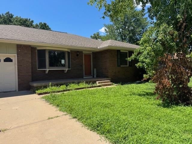 1st image of 512 Custer Rd, Parsons, KS 67357 | MLS# 2627985