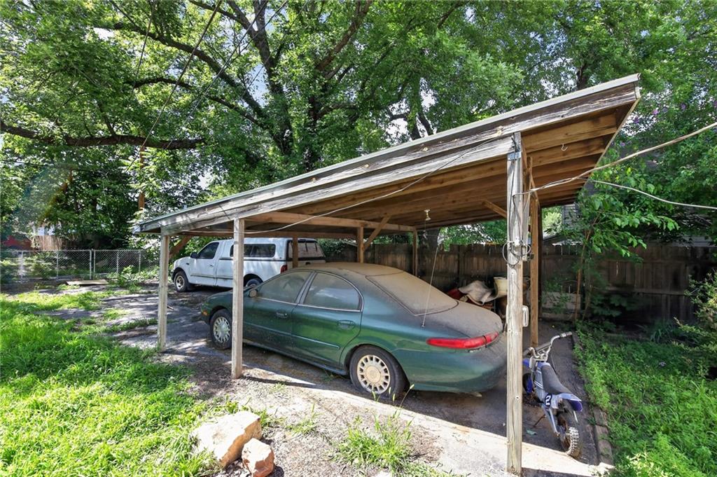 53rd image of 906 Columbia Ave, Leavenworth, KS 66048 | MLS# 2628115