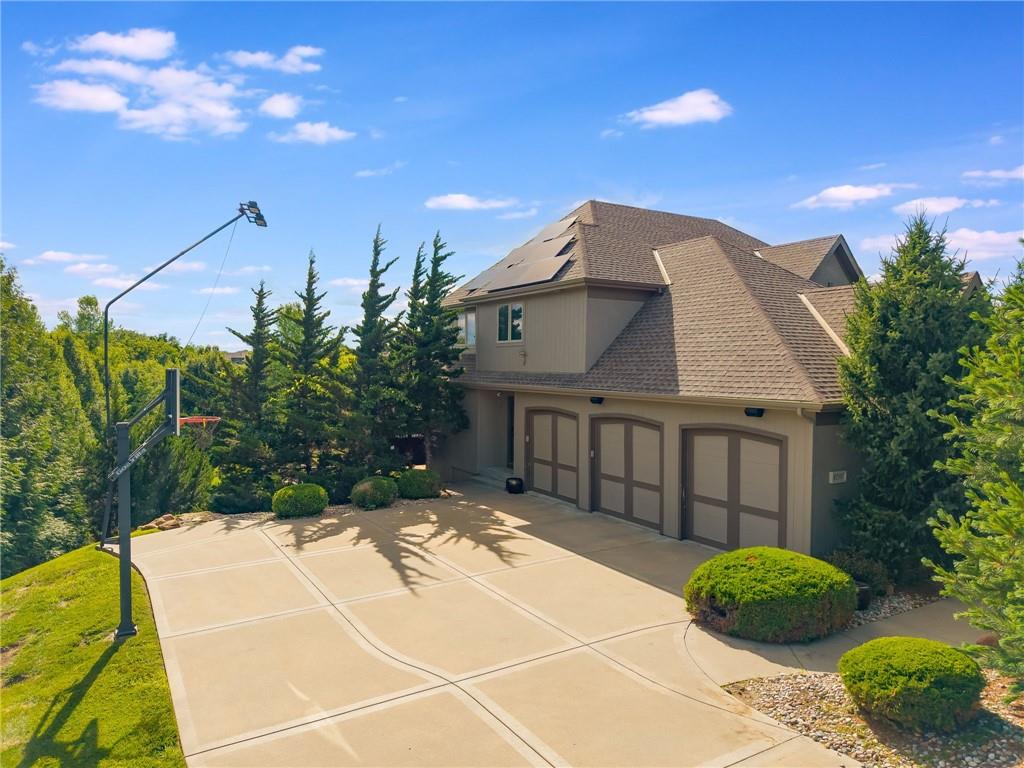 45th image of 8030 N Caldwell Ave, Kansas City, MO 64152 | MLS# 2628122