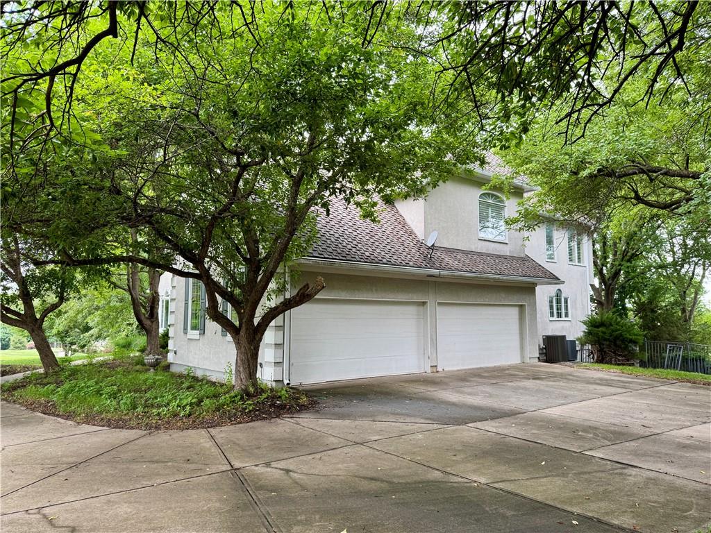 3rd image of 26450 W 106Th Ter, Olathe, KS 66061 | MLS# 2628134