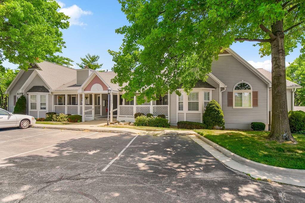 3rd image of 4311 S Megan Ct, Independence, MO 64055