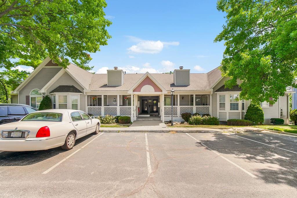 4th image of 4311 S Megan Ct, Independence, MO 64055