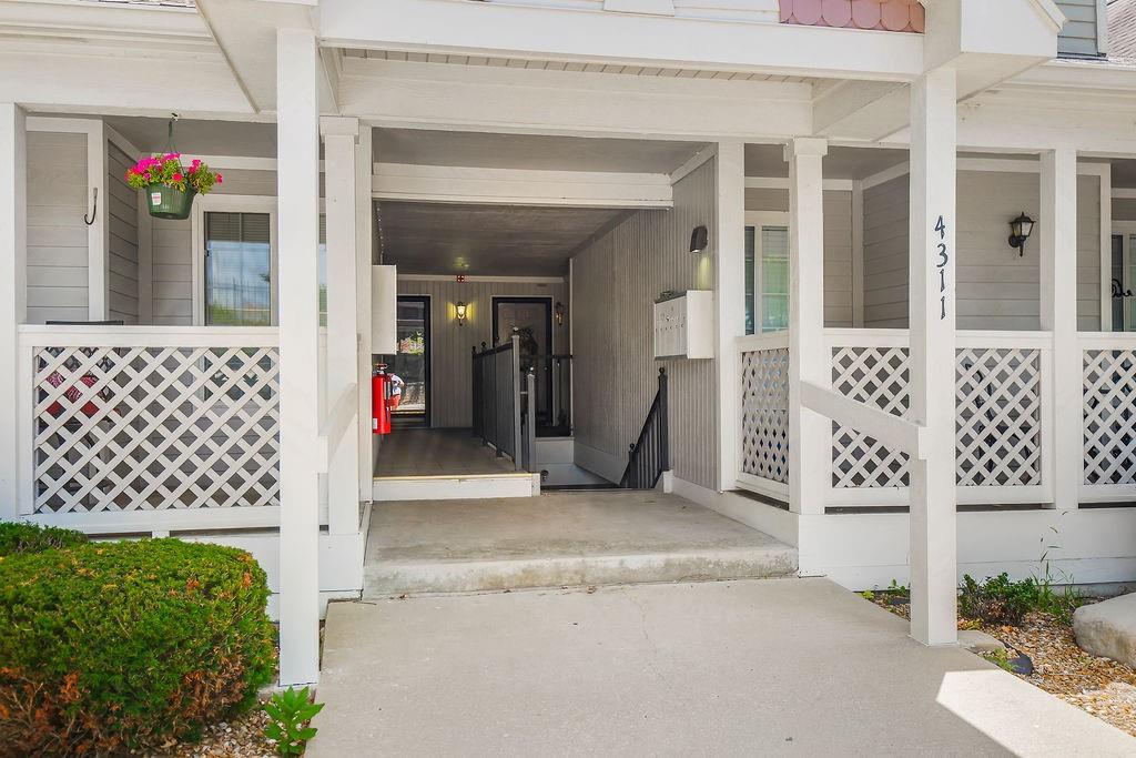 5th image of 4311 S Megan Ct, Independence, MO 64055