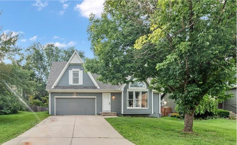 1st image of 12435 S Parker Ter, Olathe, KS 66061 | MLS# 2628472
