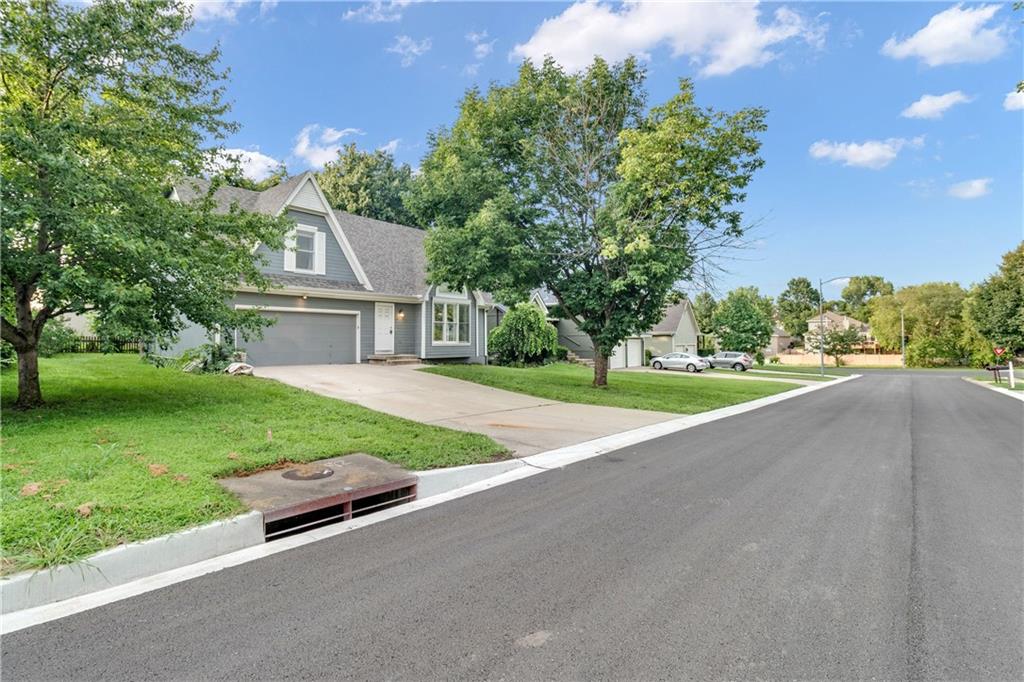 2nd image of 12435 S Parker Ter, Olathe, KS 66061 | MLS# 2628472