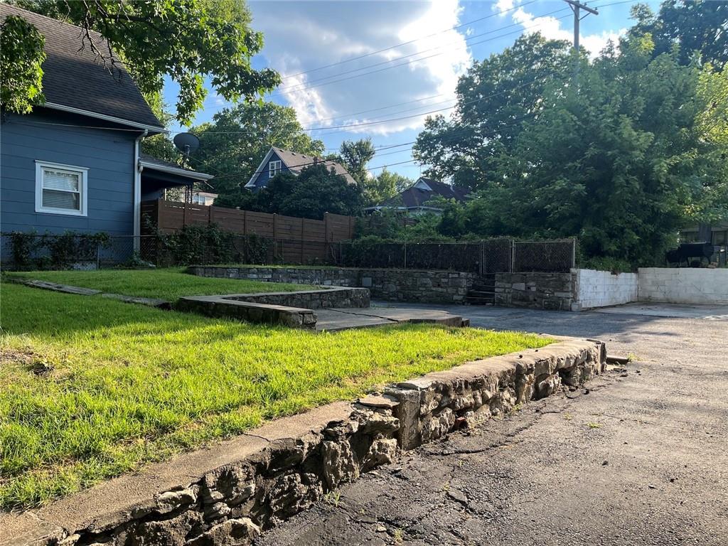 2nd image of 4514 Terrace St, Kansas City, MO 64111 | MLS# 2628535