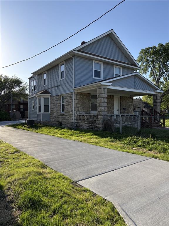 4th image of 4202/4206/4206B Pearl St, Kansas City, KS 66103 | MLS# 2628585