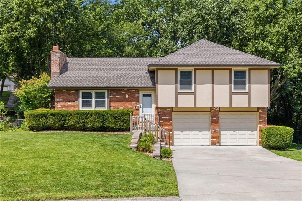 Homes for sale in Kansas City, MO | 8008 N Garfield Ave, Kansas City, MO 64118 | MLS# 2628642