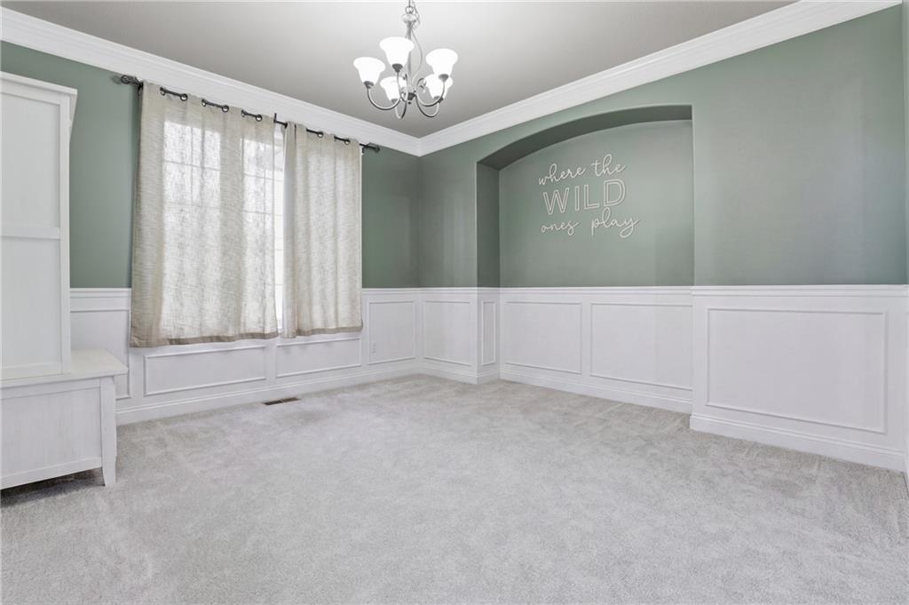 3rd image of 1502 Cross Creek Dr, Raymore, MO 64083 | MLS# 2628652