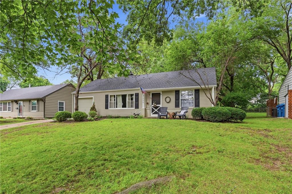 2nd image of 2800 W 78th St, Prairie Village, KS 66208 | MLS# 2628663