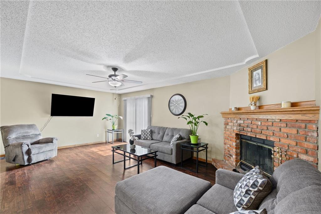 5th image of 815 Autumn Dr, Belton, MO 64012 | MLS# 2628679