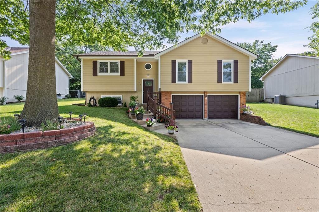 1st image of 815 Autumn Dr, Belton, MO 64012 | MLS# 2628679