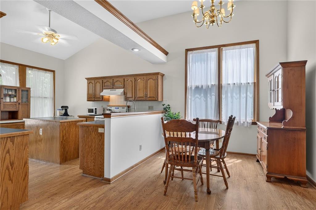 4th image of 7347 N Shannon Ave, Kansas City, MO 64152 | MLS# 2628695