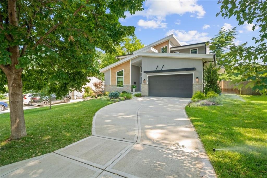 3rd image of 2705 W 74Th St, Prairie Village, KS 66208 | MLS# 2628755