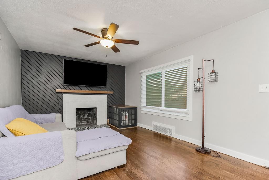 4th image of 5228 Nieman Rd, Shawnee, KS 66203 | MLS# 2628822