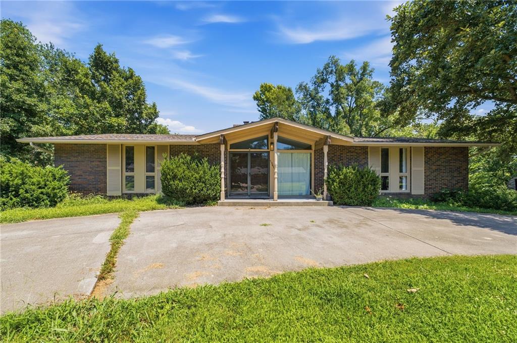 1st image of 1341 S Mulberry St, Ottawa, KS 66067 | MLS# 2628951