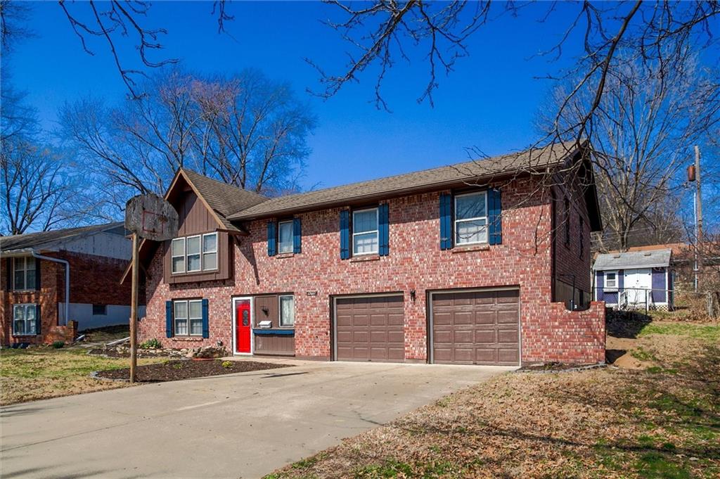 3rd image of 15110 E 43Rd Pl, Independence, MO 64055 | MLS# 2629036