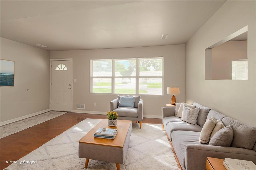 Homes for sale in Kansas City, MO | 7317 E 109th St, Kansas City, MO 64134 | MLS# 2629194