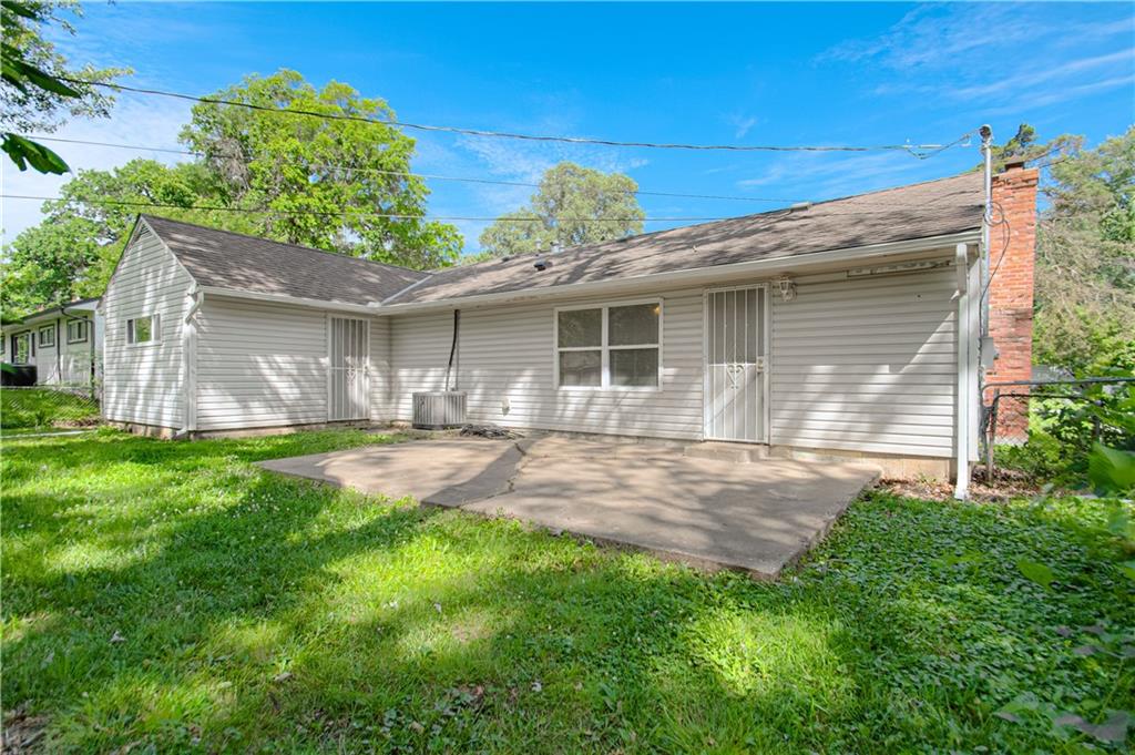 Homes for sale in Kansas City, MO | 7317 E 109th St, Kansas City, MO 64134 | MLS# 2629194