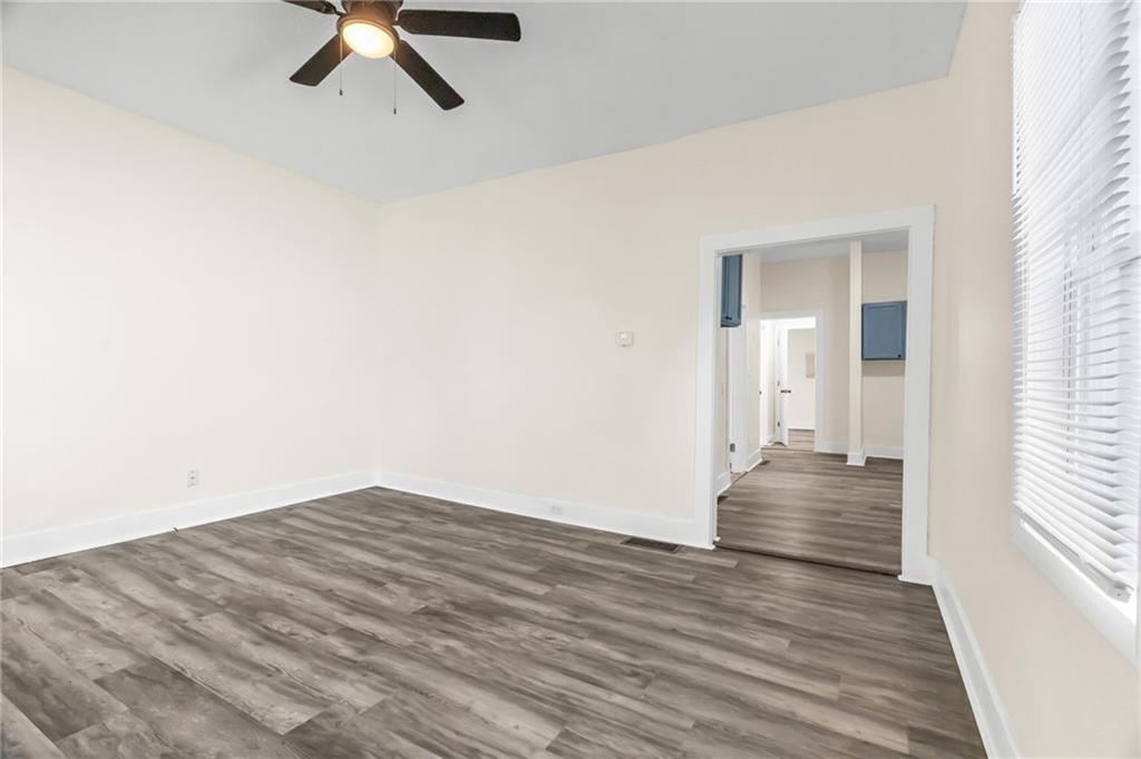 1st image of 210 Osage St, Leavenworth, KS 66048 | MLS# 2629197