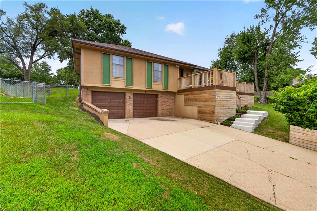 3rd image of 11925 W 49Th Ter, Shawnee, KS 66216 | MLS# 2629222