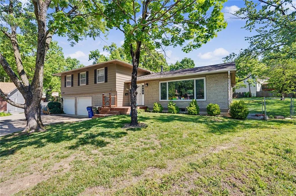 2nd image of 2624 Bardith Ct, Lawrence, KS 66046 | MLS# 2629250