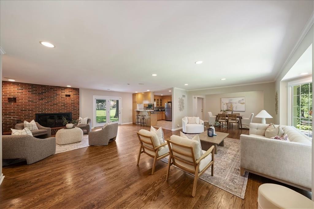 4th image of 4411 W 97Th St, Overland Park, KS 66207 | MLS# 2629271