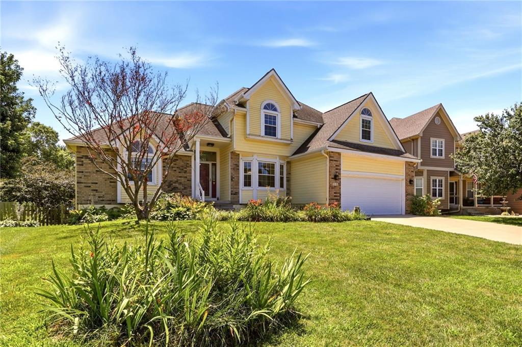 2nd image of 340 Se Bingham Dr, Lees Summit, MO 64063 | MLS# 2629278