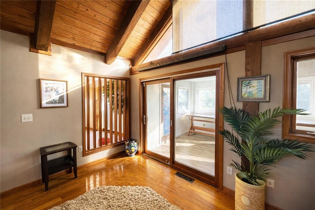 4th image of 3907 Ne Beach Rd, Lee's Summit, MO 64064 | MLS# 2629303