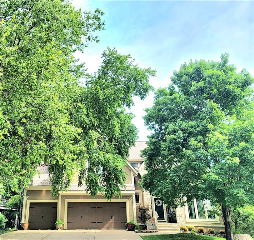 1st image of 14712 W 70th St, Shawnee, KS 66216 | MLS# 2629354